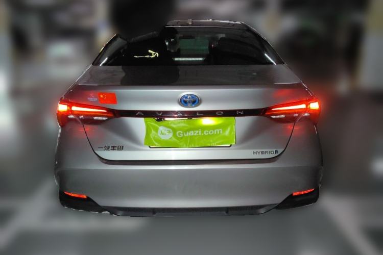 Used Toyota Avalon 2019 Dual-Engine 2.5L Luxury Edition China VI Standard Rear