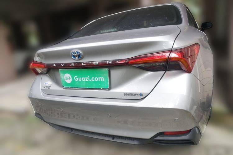 Used Toyota Avalon 2019 Dual-Engine 2.5L Luxury Edition China VI Standard Rear