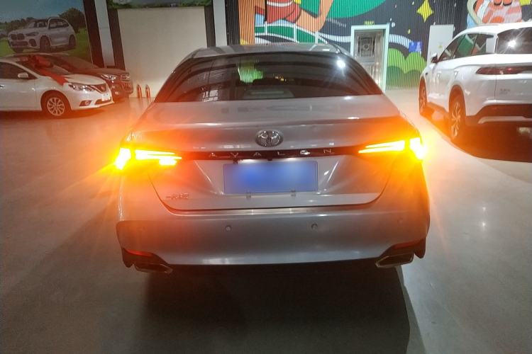 Used Toyota Avalon 2019 2.0L Luxury Edition China VI Standard Rear