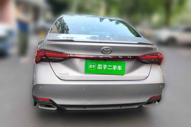 Used Toyota Avalon 2019 2.5L Ambition Version China VI Standard Rear