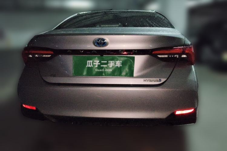 Used Toyota Avalon 2019 Dual-Engine 2.5L Luxury Edition China VI Standard Rear