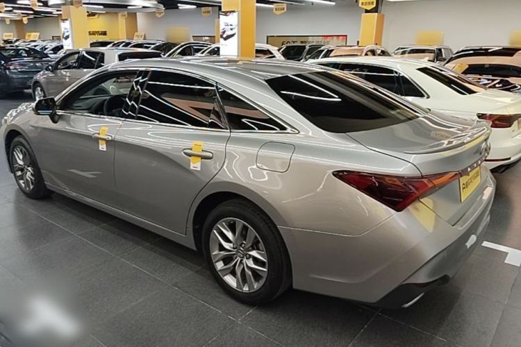 Used Toyota Avalon 2019 2.5L Ambition Version China VI Standard Rear Left 45 Deg