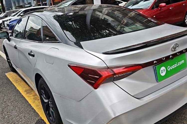 Used Toyota Avalon 2019 2.0L Luxury Edition China VI Standard Rear Left 45 Deg
