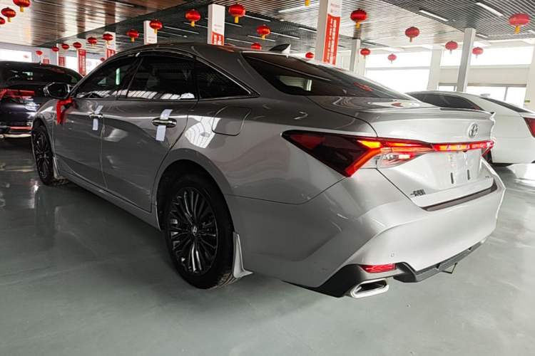 Used Toyota Avalon 2019 2.0L XLE Premium Edition China VI Rear Left 45 Deg