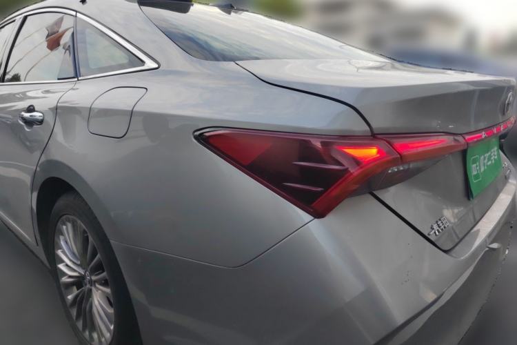 Used Toyota Avalon 2019 Dual-Engine 2.5L XLE Prestige Version China VI Standard Rear Left 45 Deg