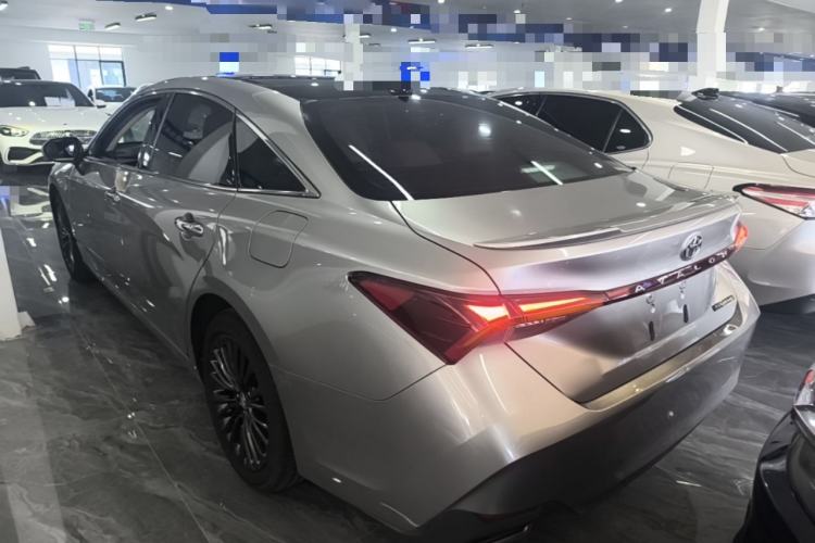 Used Toyota Avalon 2019 2.5L Touring Premium Version China VI Standard Rear Left 45 Deg
