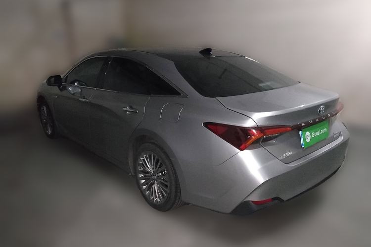 Used Toyota Avalon 2019 Dual-Engine 2.5L XLE Prestige Version China V Standard Rear Left 45 Deg
