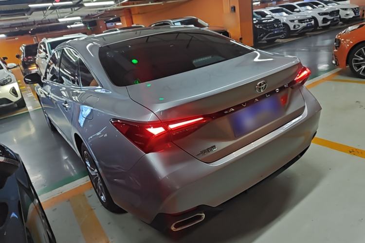 Used Toyota Avalon 2019 2.0L Luxury Edition China VI Standard Rear Left 45 Deg