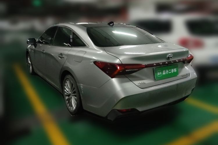 Used Toyota Avalon 2019 Dual-Engine 2.5L Limited Flagship Edition China V Standard Rear Left 45 Deg