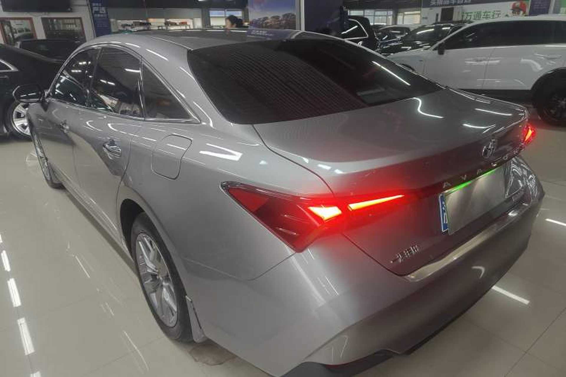 Used Toyota Avalon 2019 Dual-Engine 2.5L Luxury Edition China VI Standard Rear Left 45 Deg