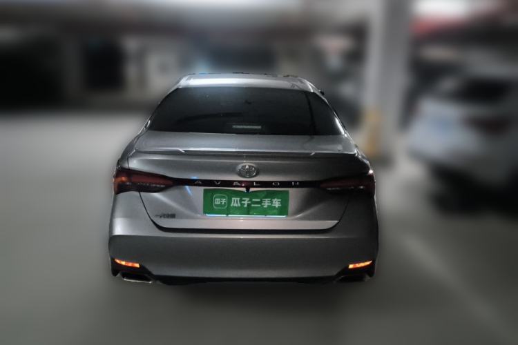 Used Toyota Avalon 2019 2.5L Ambition Version China VI Standard Rear