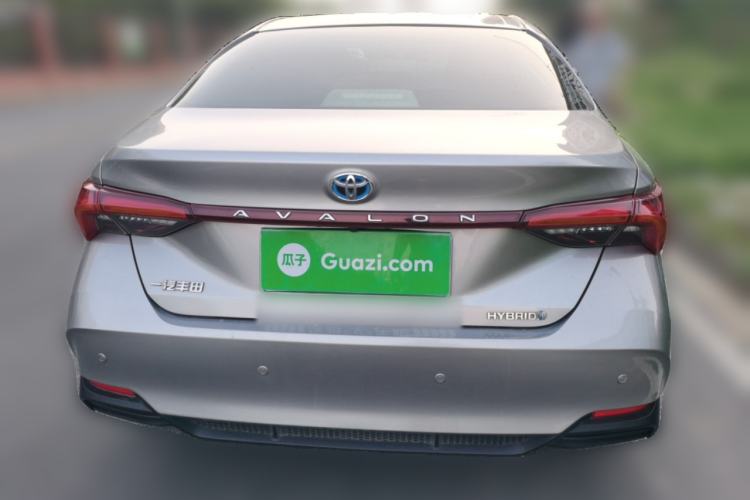 Used Toyota Avalon 2019 Dual-Engine 2.5L Luxury Edition China VI Standard Rear
