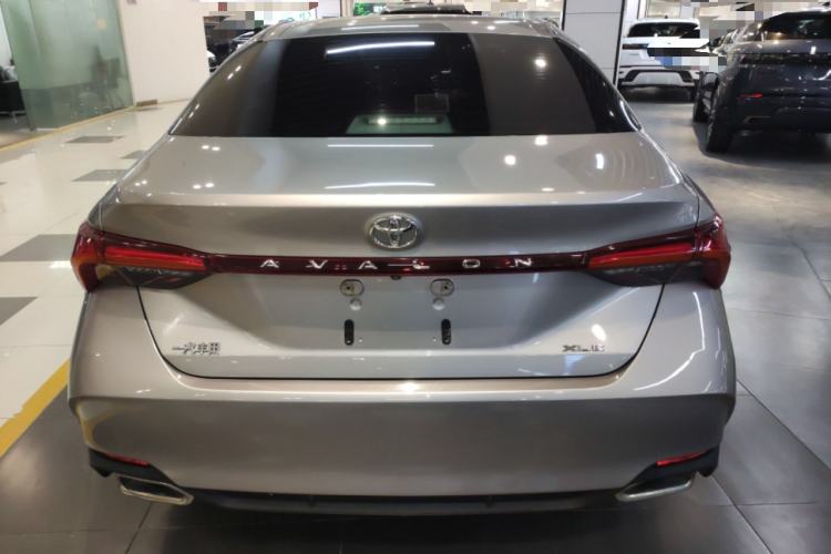 Used Toyota Avalon 2019 2.0L XLE Premium Edition China VI Rear