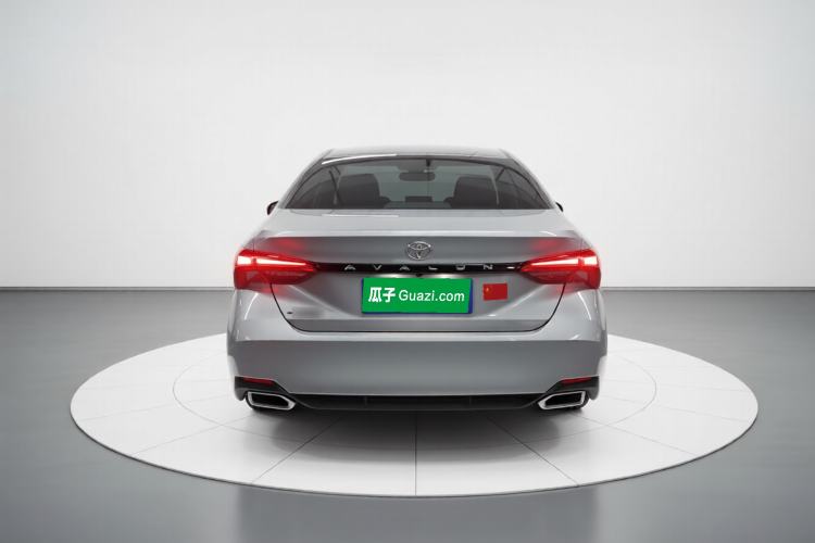 Used Toyota Avalon 2019 2.0L Luxury Edition China VI Standard Rear