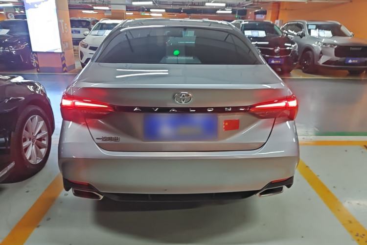 Used Toyota Avalon 2019 2.0L Luxury Edition China VI Standard Rear