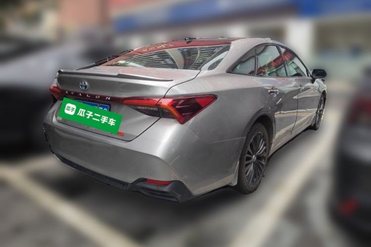 Used Toyota Avalon 2019 Dual-Engine 2.5L XLE Prestige Version China VI Standard Rear Right 45 Deg