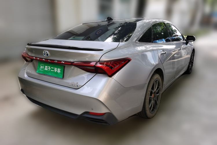 Used Toyota Avalon 2019 Dual-Engine 2.5L XLE Prestige Version China VI Standard Rear Right 45 Deg