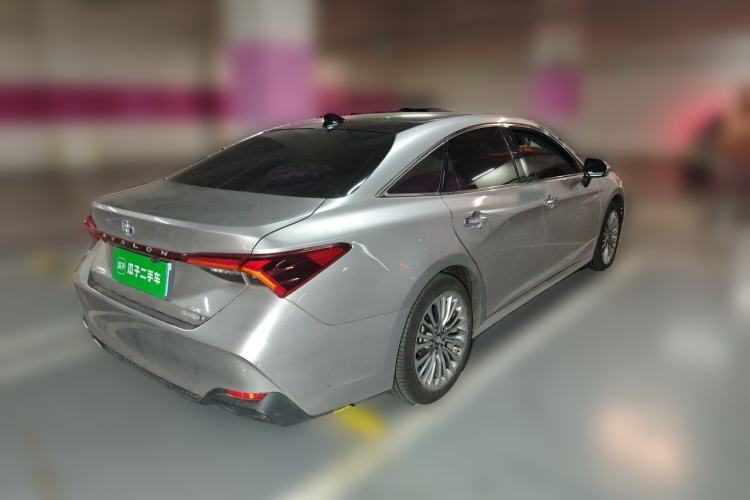 Used Toyota Avalon 2019 Dual-Engine 2.5L XLE Prestige Version China V Standard Rear Right 45 Deg