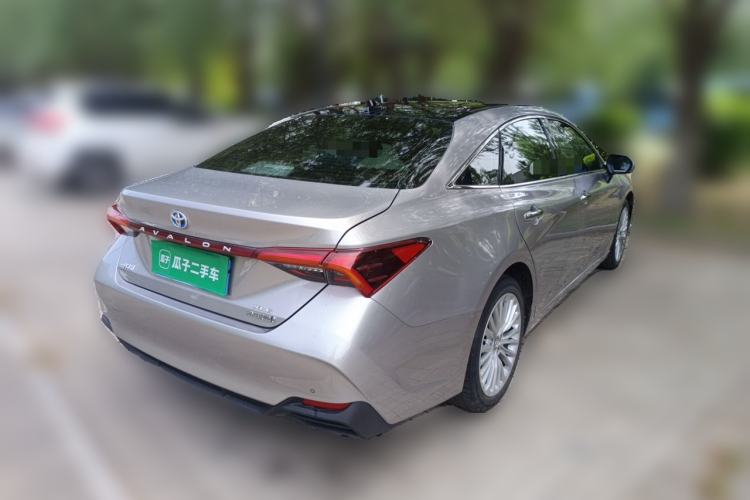 Used Toyota Avalon 2019 Dual-Engine 2.5L XLE Prestige Version China VI Standard Rear Right 45 Deg