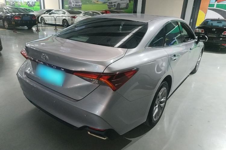Used Toyota Avalon 2019 2.0L Luxury Edition China VI Standard Rear Right 45 Deg