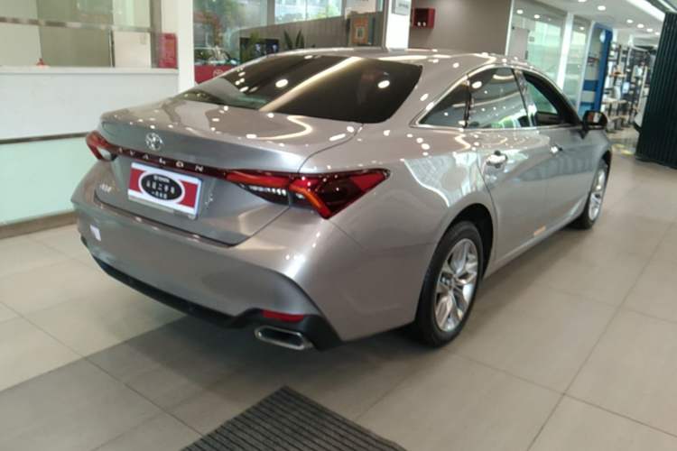 Used Toyota Avalon 2019 2.0L Luxury Edition China VI Standard Rear Right 45 Deg
