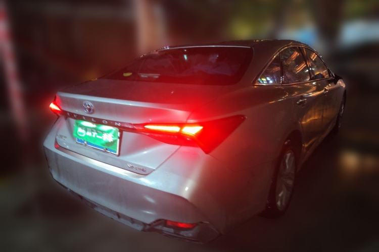 Used Toyota Avalon 2019 Dual-Engine 2.5L Luxury Edition China VI Standard Rear Right 45 Deg