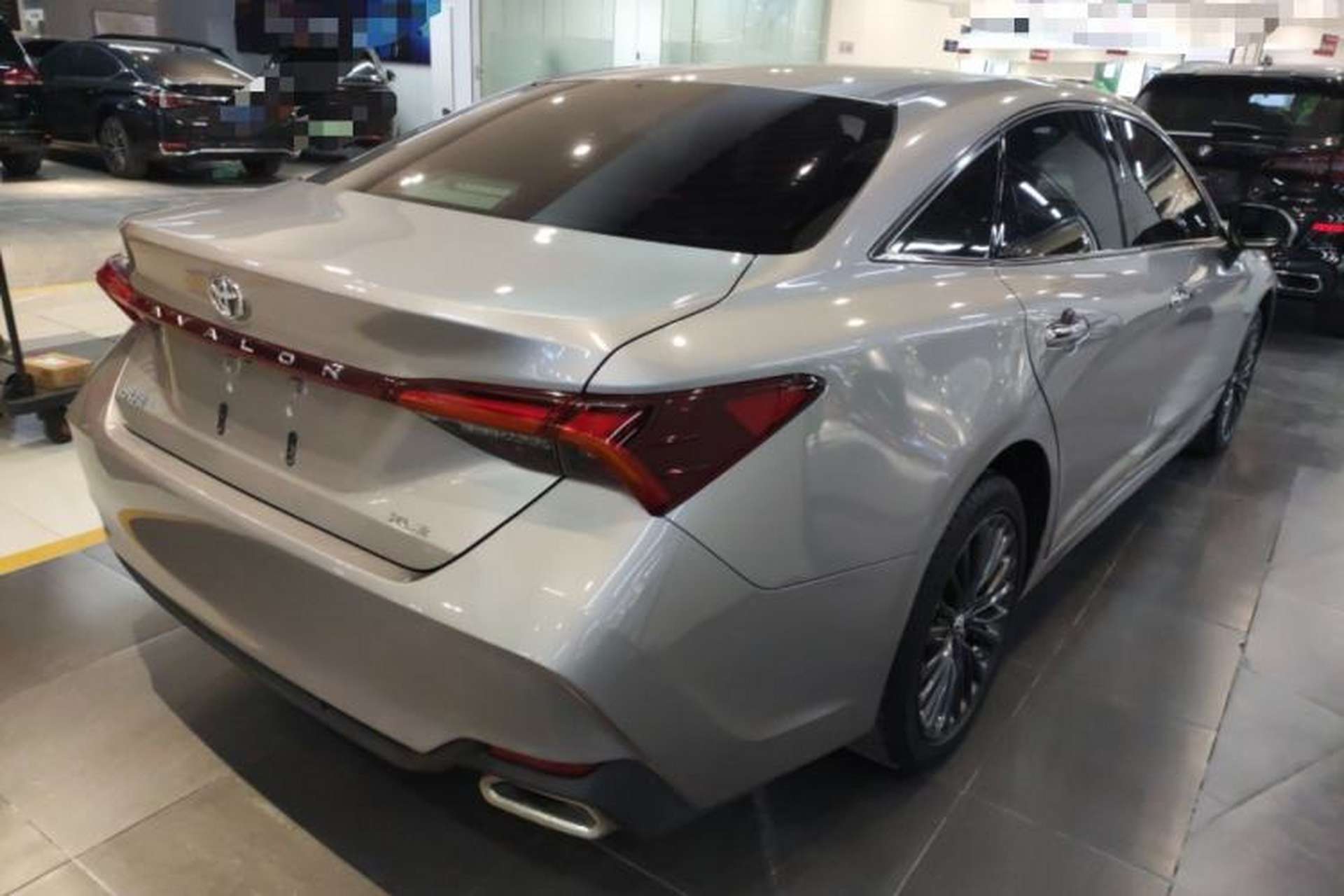 Used Toyota Avalon 2019 2.0L XLE Premium Edition China VI Rear Right 45 Deg
