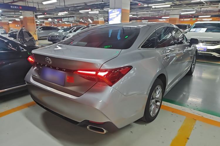Used Toyota Avalon 2019 2.0L Luxury Edition China VI Standard Rear Right 45 Deg