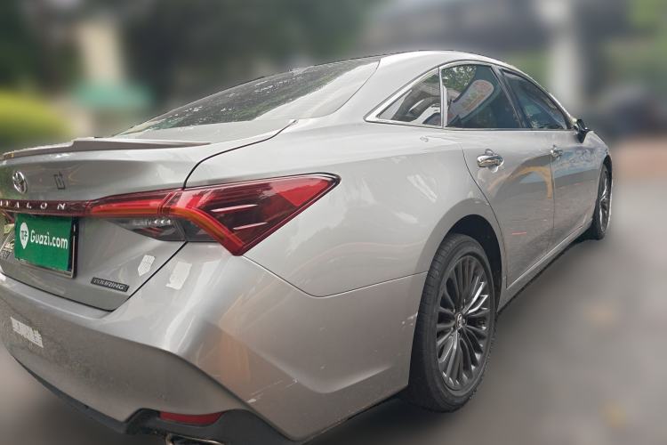 Used Toyota Avalon 2019 2.5L Touring Premium Version China VI Standard Rear Right 45 Deg