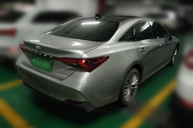 Used Toyota Avalon 2019 Dual-Engine 2.5L Limited Flagship Edition China V Standard Rear Right 45 Deg