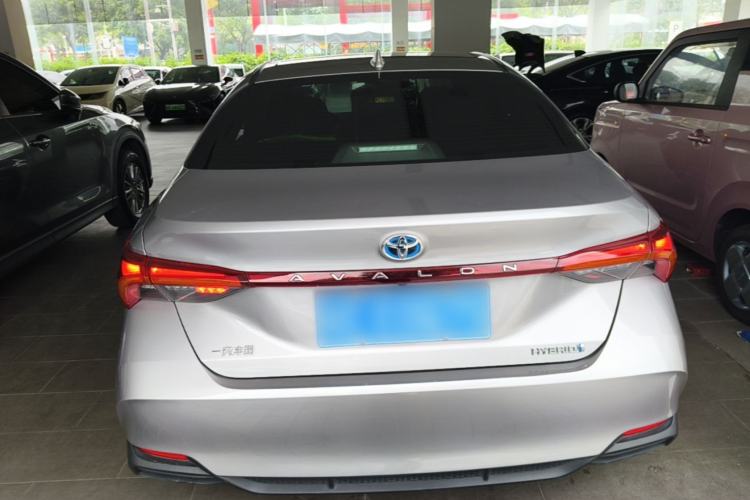 Used Toyota Avalon 2019 Dual-Engine 2.5L Luxury Edition China VI Standard Rear
