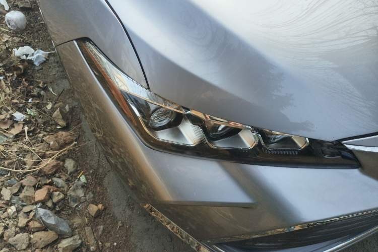 Used Toyota Avalon 2019 Dual-Engine 2.5L Luxury Edition China VI Standard Right Front Headlight