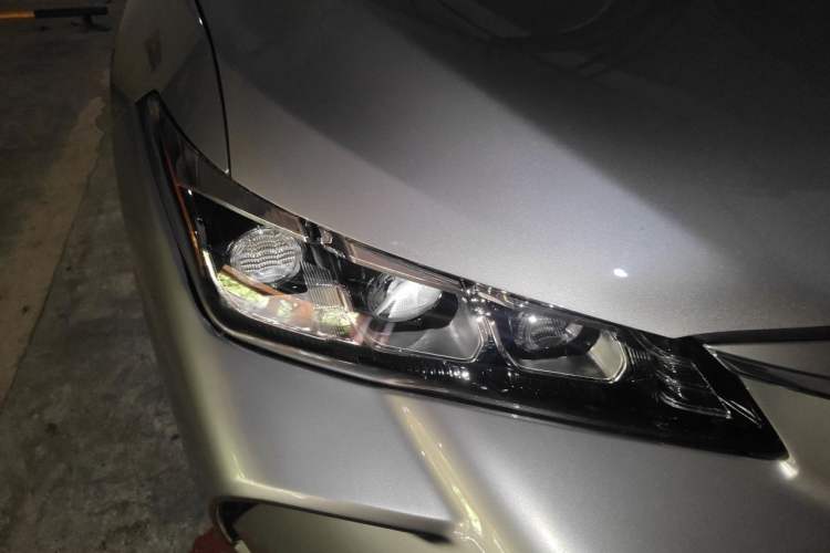 Used Toyota Avalon 2019 2.5L Touring Premium Version China V Standard Right Front Headlight