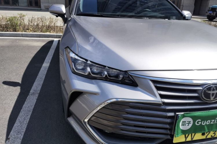 Used Toyota Avalon 2019 2.0L Ambition Edition China VI Right Front Headlight