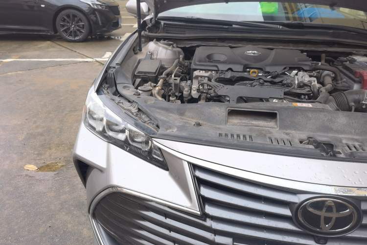 Used Toyota Avalon 2019 2.5L Touring Premium Version China VI Standard Right Front Headlight