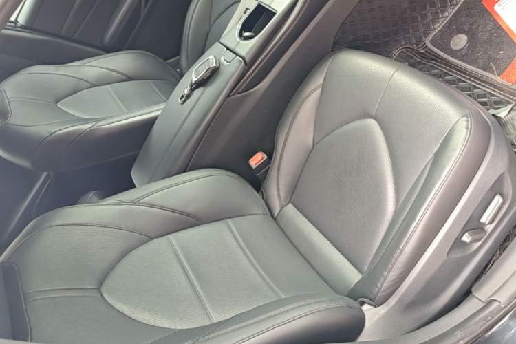 Used Toyota Avalon 2019 2.0L Luxury Edition China VI Standard Right Front Seat