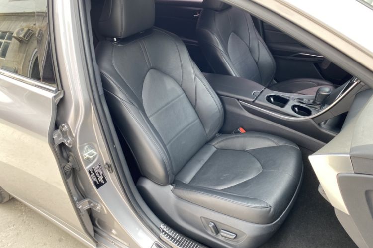 Used Toyota Avalon 2019 Dual-Engine 2.5L Luxury Edition China VI Standard Right Front Seat