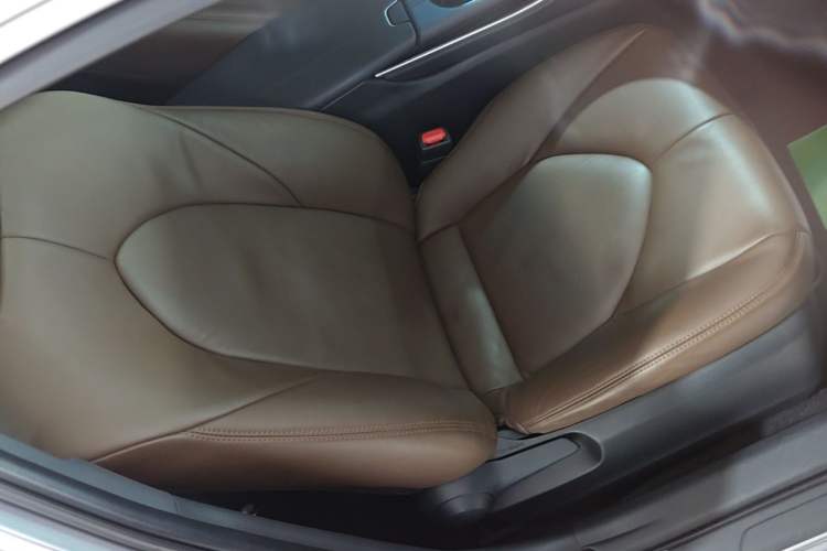 Used Toyota Avalon 2019 2.5L Ambition Version China VI Standard Right Front Seat