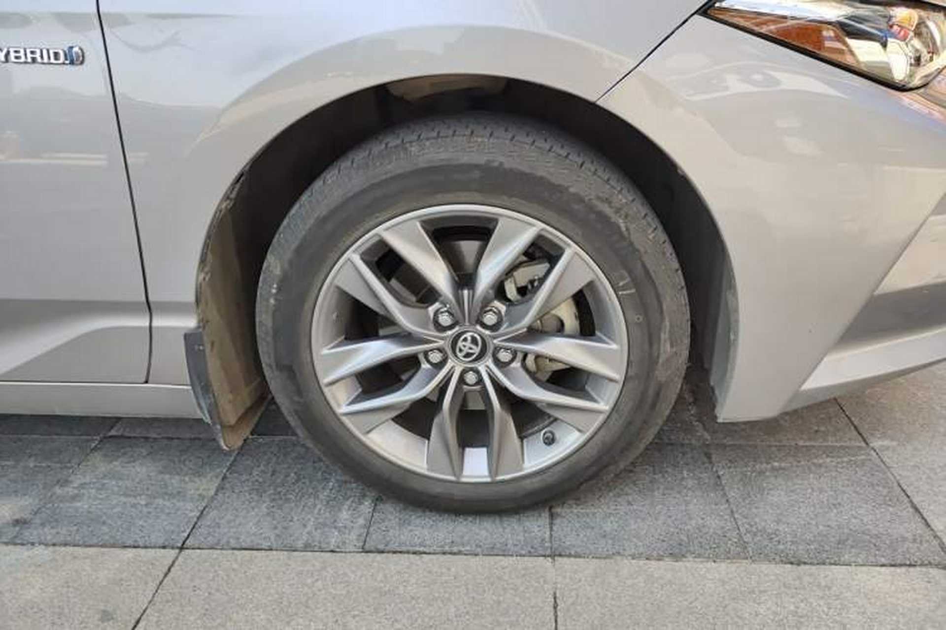 Used Toyota Avalon 2019 Dual-Engine 2.5L Luxury Edition China VI Standard Right Front Wheel Hub