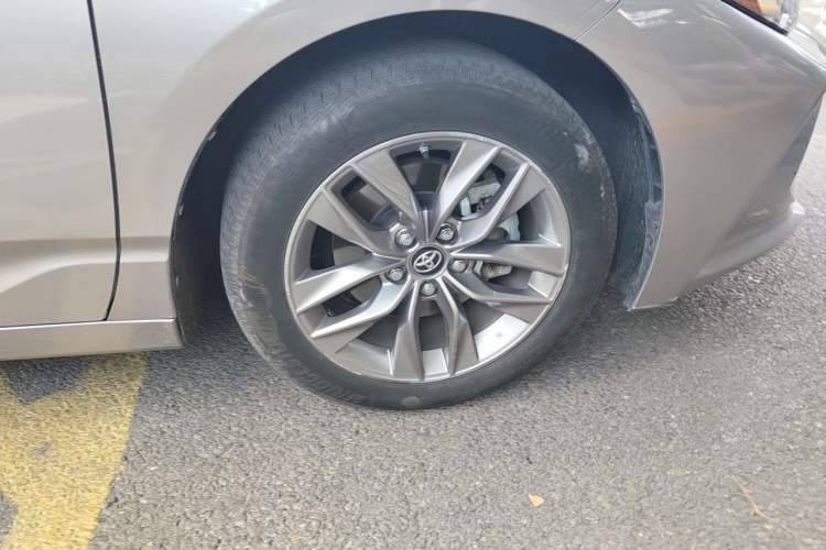 Used Toyota Avalon 2019 Dual-Engine 2.5L Luxury Edition China VI Standard Right Front Wheel Hub