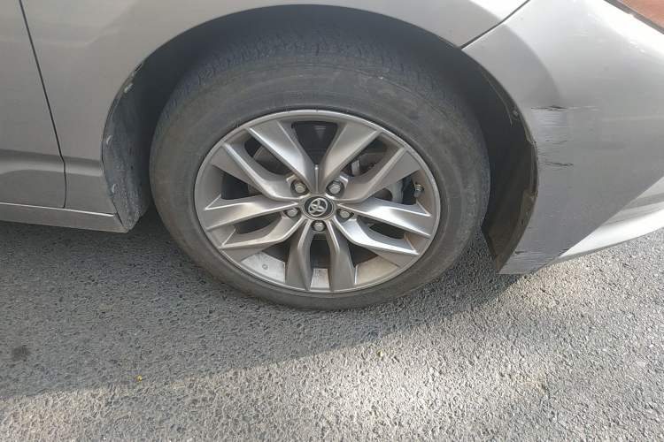 Used Toyota Avalon 2019 2.0L Luxury Edition China VI Standard Right Front Wheel Hub