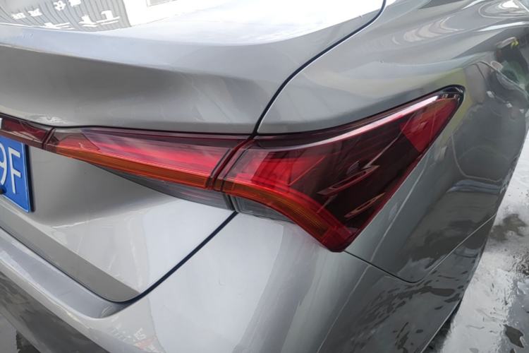 Used Toyota Avalon 2019 2.0L Luxury Edition China VI Standard Right Rear Taillight