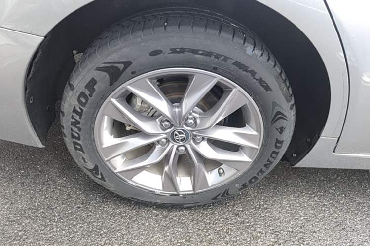 Used Toyota Avalon 2019 Dual-Engine 2.5L Luxury Edition China VI Standard Right Rear Wheel Hub