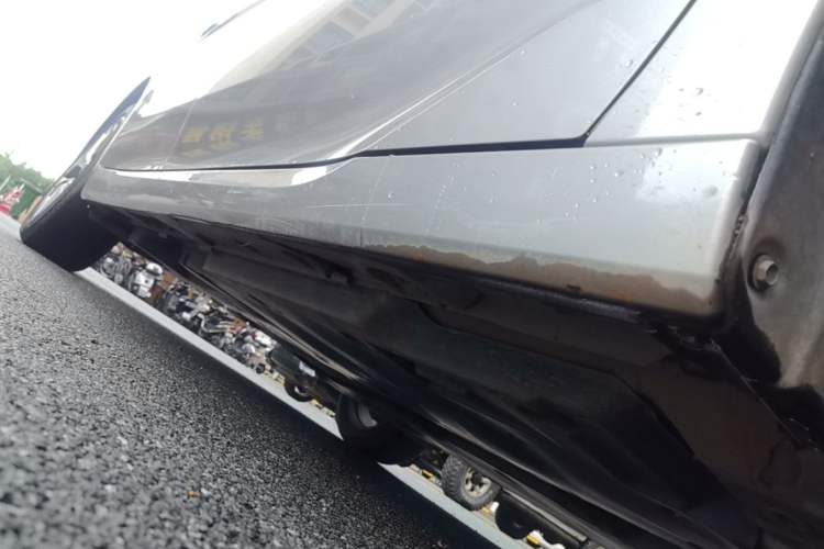 Used Toyota Avalon 2019 2.0L Luxury Edition China VI Standard Right Side Sill