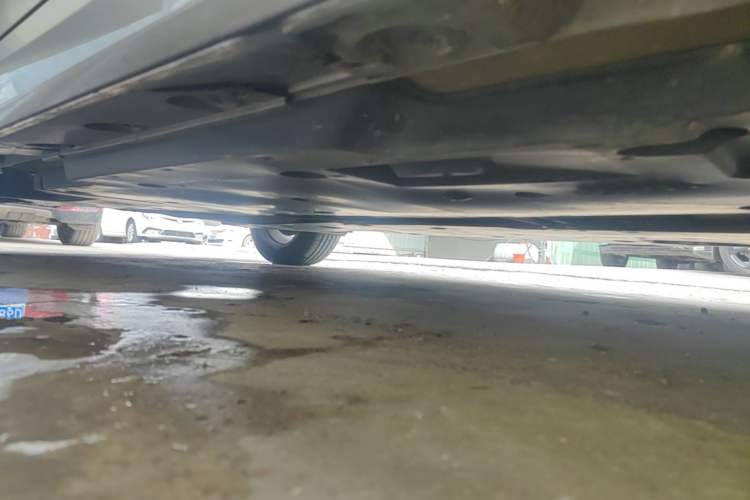 Used Toyota Avalon 2019 2.0L Luxury Edition China VI Standard Right Side Sill