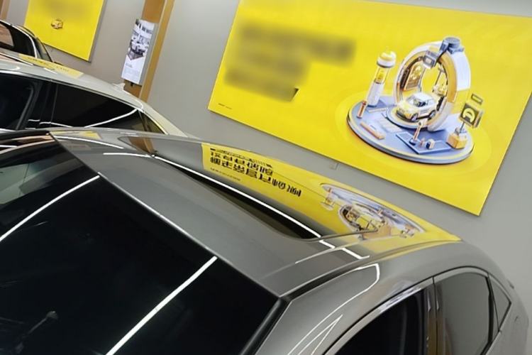 Used Toyota Avalon 2019 2.5L Ambition Version China VI Standard Roof