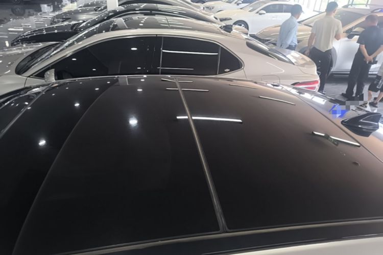 Used Toyota Avalon 2019 2.5L Touring Premium Version China VI Standard Roof