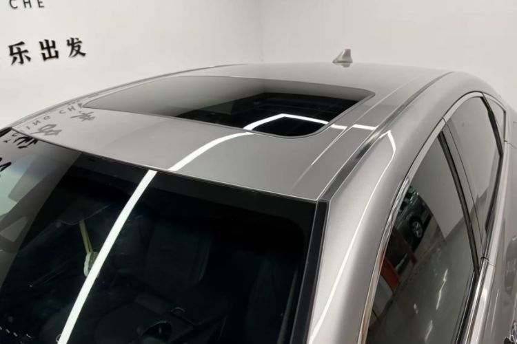 Used Toyota Avalon 2019 2.0L Luxury Edition China VI Standard Roof