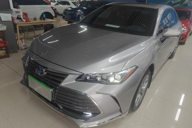 Used Toyota Avalon 2019 Dual-Engine 2.5L Luxury Edition China VI Standard