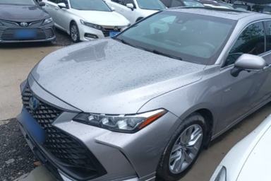 Used Toyota Avalon 2019 Dual-Engine 2.5L Luxury Edition China VI Standard
